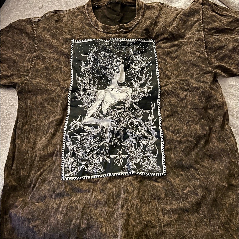 Hand-sewn Grunge-y Graphic Tee (Brown Acid Wash)